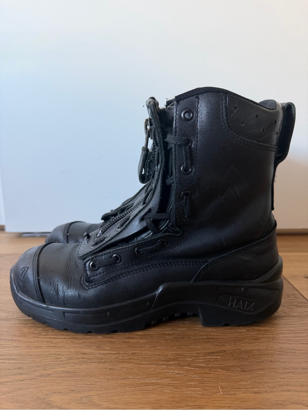 Haix Airpower R1 Tactical Military EMS Boots Mens 9 Combat Firefighter